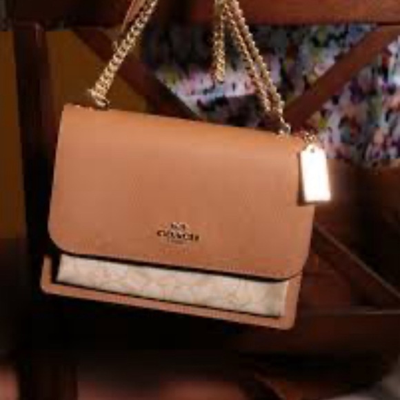 Coach Handbags - Coach Klare Crossbody In Signature Canvas